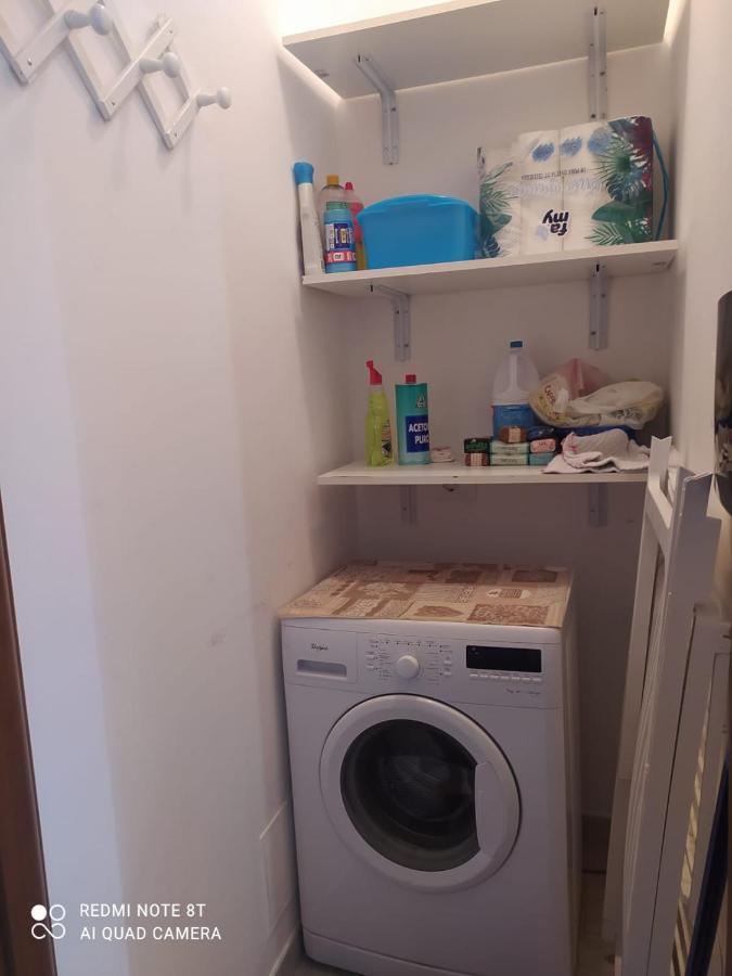Casa Vacanza Indaco Φιουμιτσίνο Εξωτερικό φωτογραφία