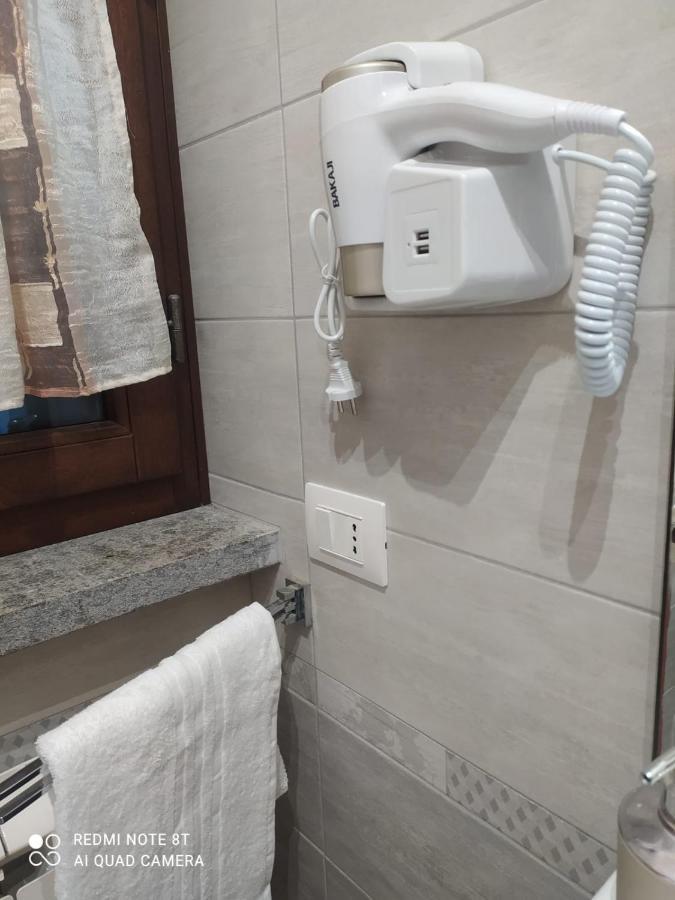 Casa Vacanza Indaco Φιουμιτσίνο Εξωτερικό φωτογραφία