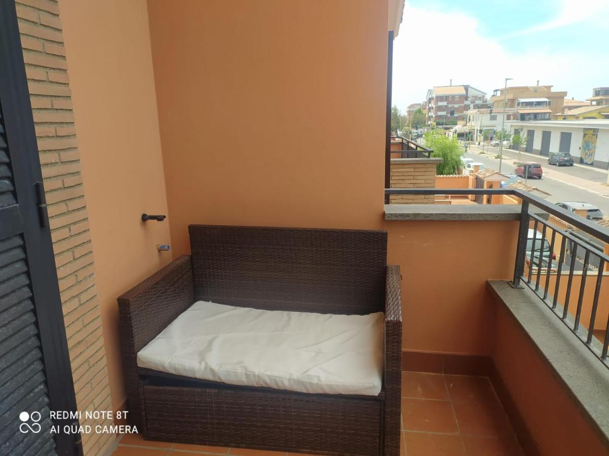 Casa Vacanza Indaco Φιουμιτσίνο Εξωτερικό φωτογραφία